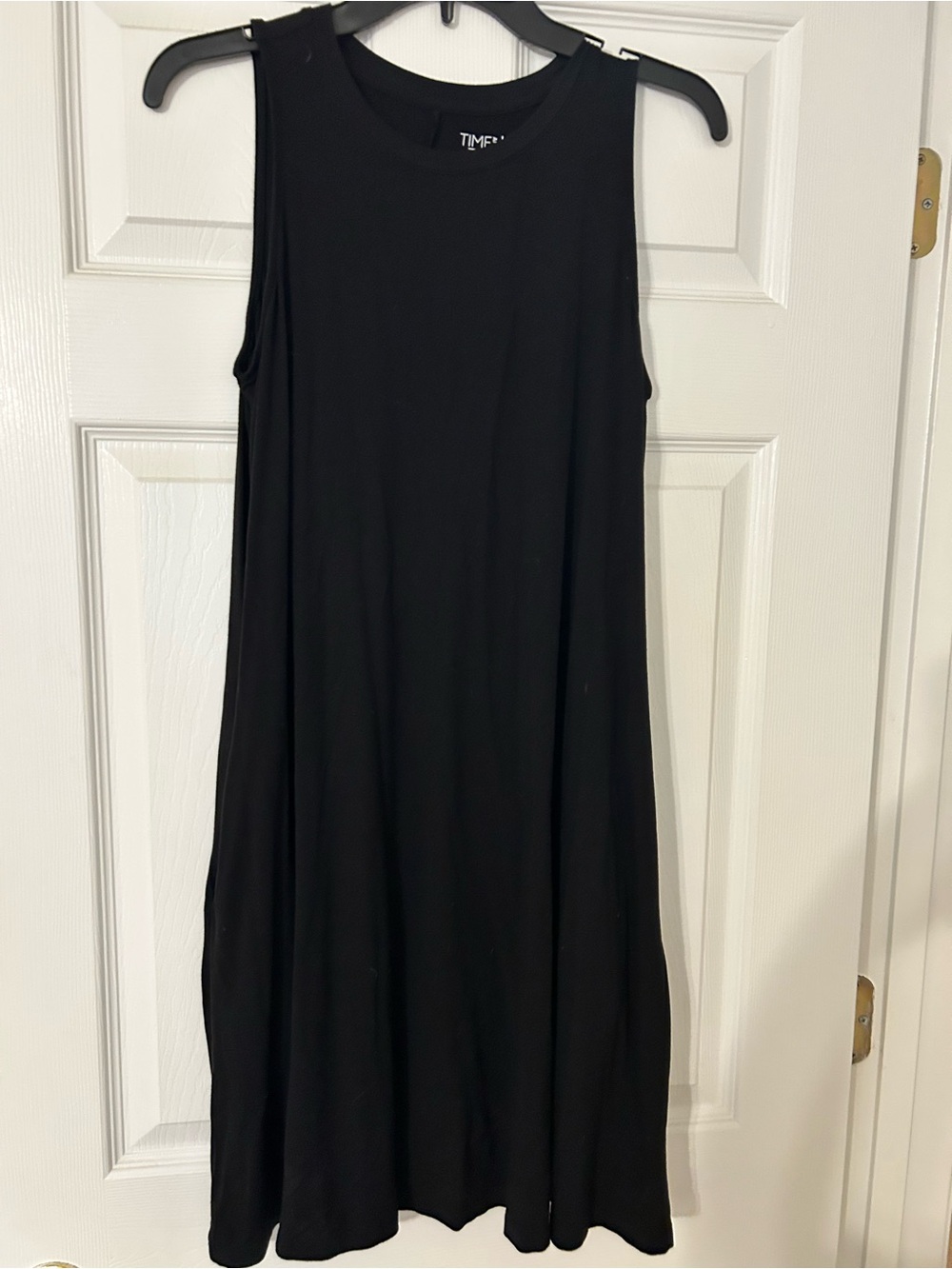 Time and Tru Black Sleeveless A-Line Dress with pockets